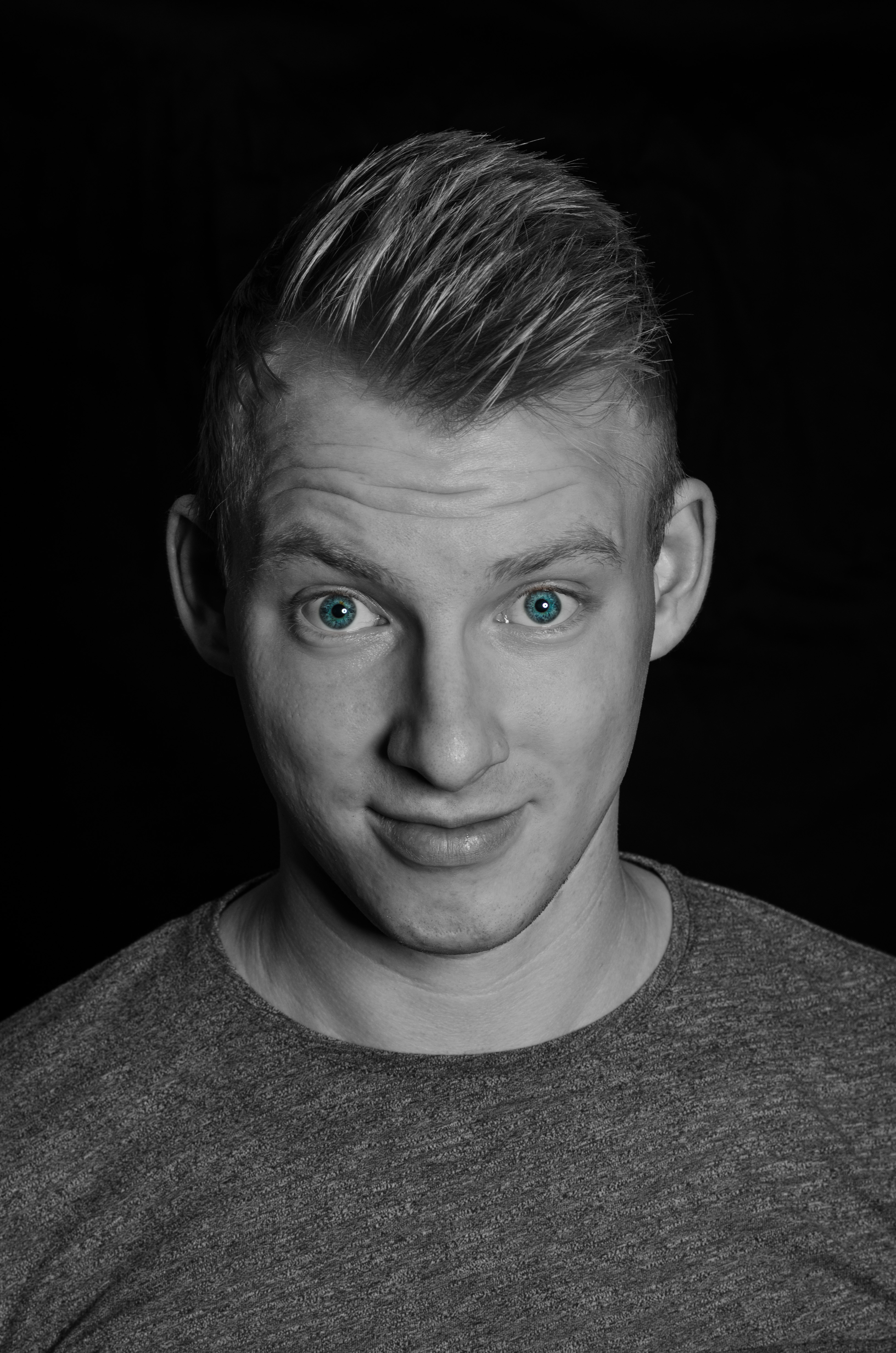 NIK Portrait